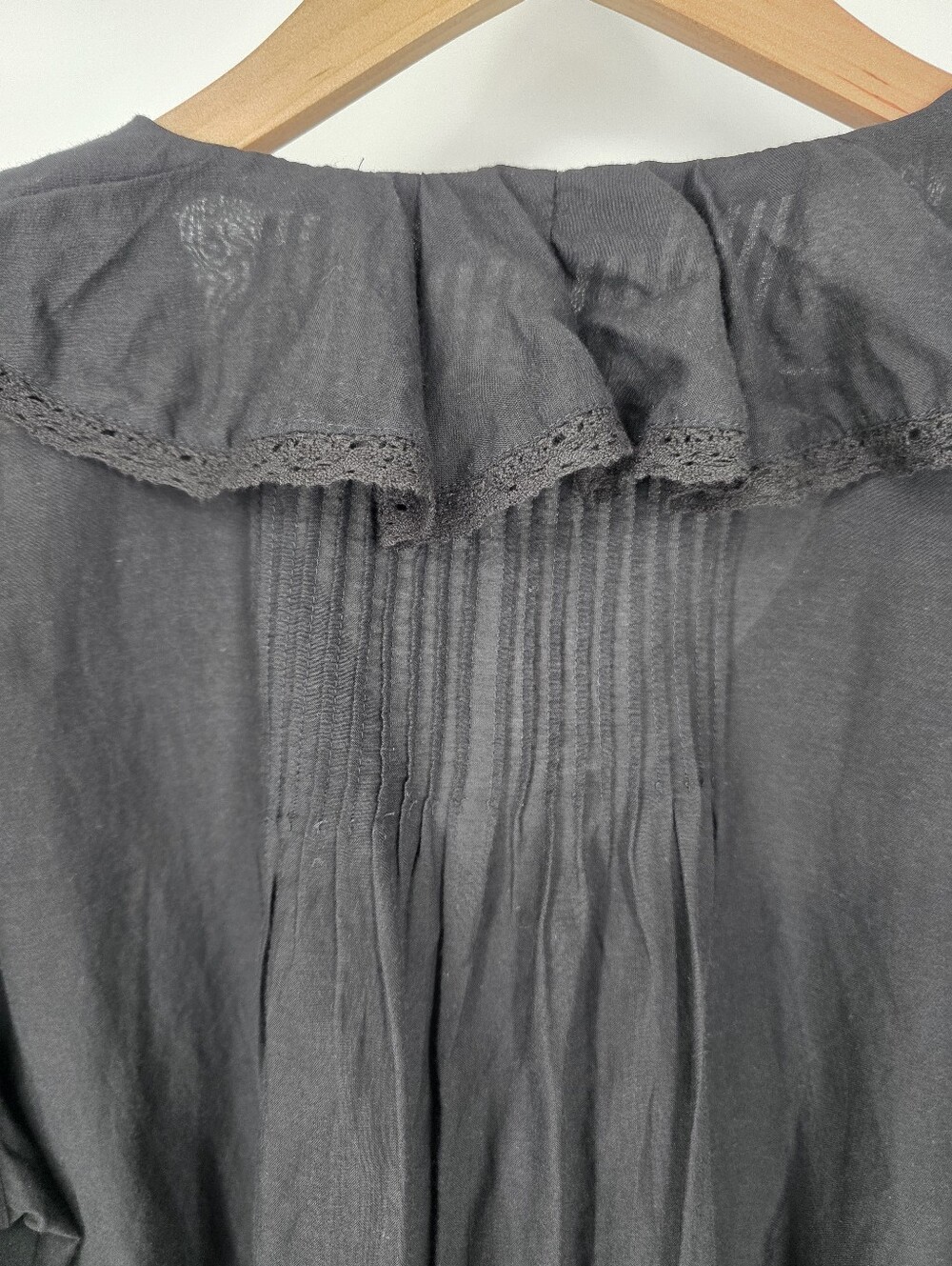 Madewell Black Lace-Insert Ruffled Pintuck Long-Sleeve Top, Sz L - Picture 5 of 15
